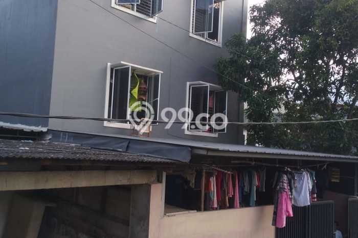Ruko Dijual di Cengkareng LT 180m2, LB 432m2 Solusi Investasi Cerdas Ruko Dijual di Cengkareng LT 180m2, LB 432m2 Solusi Investasi Cerdas