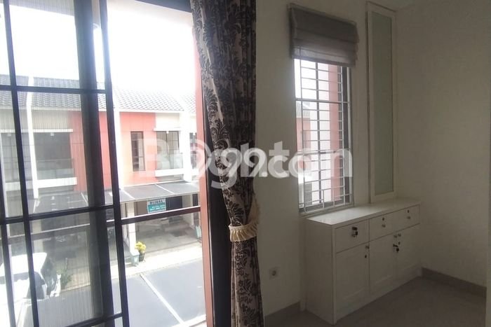 Dijual Rumah Minimalis Bagus Punya 2 KT di Pinang Tangerang SHM Dijual Rumah Minimalis Bagus Punya 2 KT di Pinang Tangerang SHM