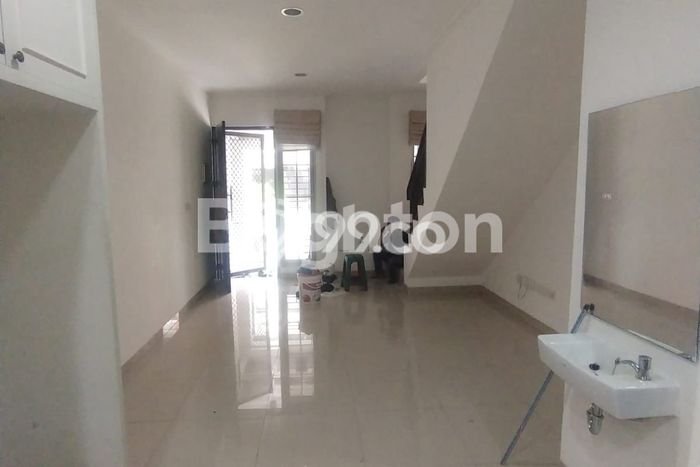 Dijual Rumah Minimalis Bagus Punya 2 KT di Pinang Tangerang SHM Dijual Rumah Minimalis Bagus Punya 2 KT di Pinang Tangerang SHM