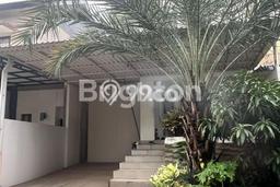 Siap Huni Hunian Elit 6 Kamar di Karawaci Dekat ke Mana Saja Siap Huni Hunian Elit 6 Kamar di Karawaci Dekat ke Mana Saja