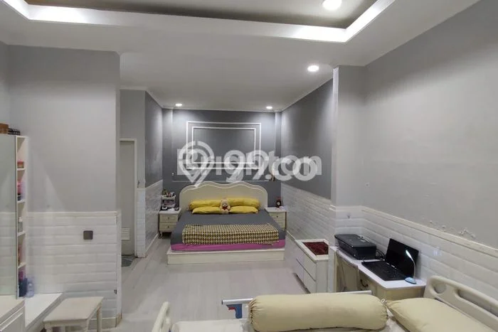 Siap Huni Hunian Elit 6 Kamar di Karawaci Dekat ke Mana Saja Siap Huni Hunian Elit 6 Kamar di Karawaci Dekat ke Mana Saja