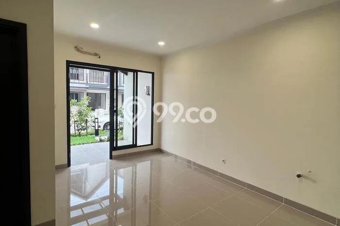 Rumah Luas Asri 3 KT Siap Pakai di Gading Serpong Tangerang Rumah Luas Asri 3 KT Siap Pakai di Gading Serpong Tangerang