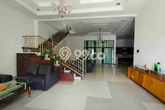 Hunian Mewah LB 300m2 Siap Pakai Desain Elegan di Sunter, Jakarta Utara Hunian Mewah LB 300m2 Siap Pakai Desain Elegan di Sunter, Jakarta Utara