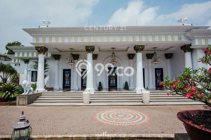 Rumah Elit LB 1200m2 Siap Pakai Desain Elegan di Sentul City, Bogor Rumah Elit LB 1200m2 Siap Pakai Desain Elegan di Sentul City, Bogor