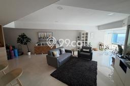 Hunian Apartemen High-Class untuk Dijual di Jakarta Barat dengan 3 BR & 2 Kamar Mandi Hunian Apartemen High-Class untuk Dijual di Jakarta Barat dengan 3 BR & 2 Kamar Mandi