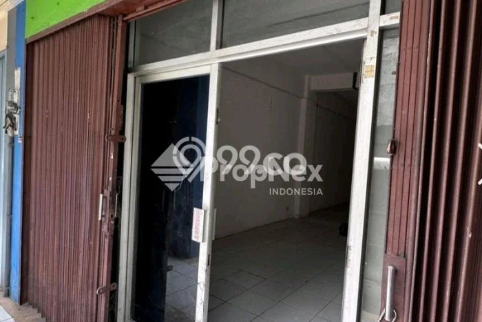 Unit Ruko Dijual di Matraman Jakarta Timur Luas Tanah 67m2, Luas Bangunan 260m2 Unit Ruko Dijual di Matraman Jakarta Timur Luas Tanah 67m2, Luas Bangunan 260m2