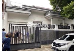 GOOD DEAL! Rumah di Rawamangun, 3 KM, Ready, Luas 336m2m² LB 250m2m² GOOD DEAL! Rumah di Rawamangun, 3 KM, Ready, Luas 336m2m² LB 250m2m²