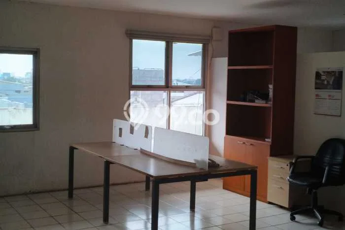 Unit Kantor Dijual di Jakarta Pusat LT 106m2 & LB 272m2 Unit Kantor Dijual di Jakarta Pusat LT 106m2 & LB 272m2