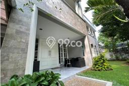Ready to Use! Luxury House LT 447m2 Desain Modern di Kemang Ready to Use! Luxury House LT 447m2 Desain Modern di Kemang