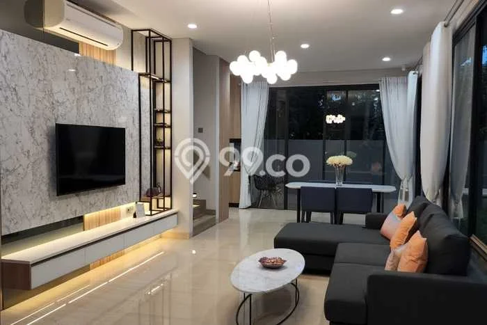 LISTING BARU! Rumah kawasan , Siap Huni, 4 KT, Dekat Jakarta Selatan, Jakarta Selatan, LT 250m2m² LB 270m2m² LISTING BARU! Rumah kawasan , Siap Huni, 4 KT, Dekat Jakarta Selatan, Jakarta Selatan, LT 250m2m² LB 270m2m²
