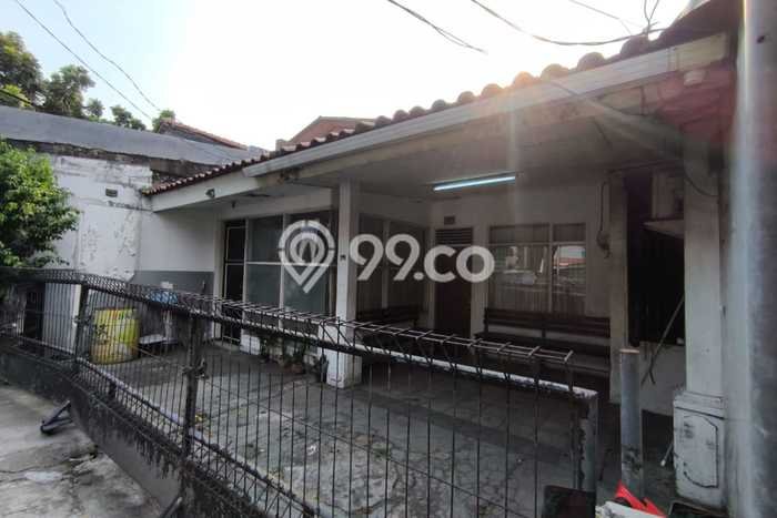 Komersial Dijual di Pasar Minggu LT 201m2, LB 150m2 untuk Investasi Komersial Dijual di Pasar Minggu LT 201m2, LB 150m2 untuk Investasi