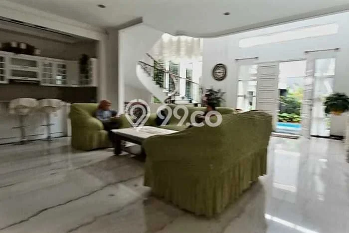 PREMIUM CHOICE! Rumah di Mampang Prapatan, 5 KT, Lingkungan Asri, LT 430m2m² LB 650m2m² PREMIUM CHOICE! Rumah di Mampang Prapatan, 5 KT, Lingkungan Asri, LT 430m2m² LB 650m2m²