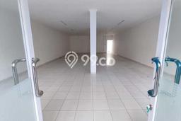 Komersial Disewakan Kawasan , Luas 160m2m², Lokasi Strategis Komersial Disewakan Kawasan , Luas 160m2m², Lokasi Strategis