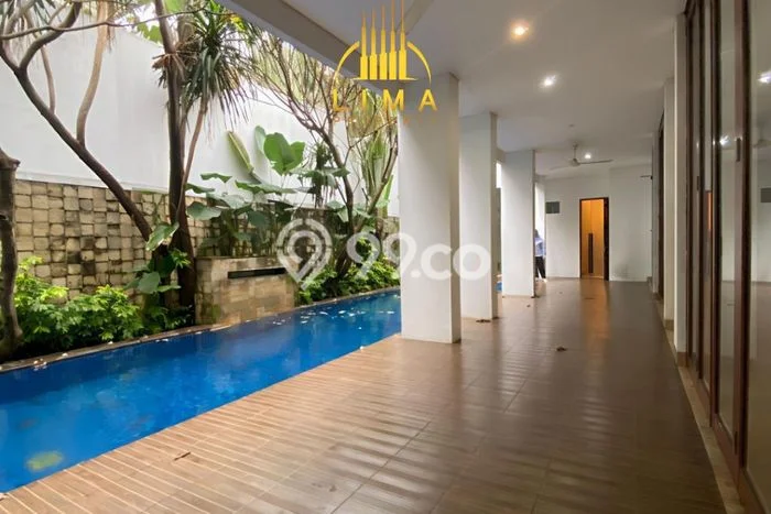 Rumah Kondisi Baik Disewakan di Cipete, Jakarta Selatan LT 500m2, LB 700m2 Rumah Kondisi Baik Disewakan di Cipete, Jakarta Selatan LT 500m2, LB 700m2