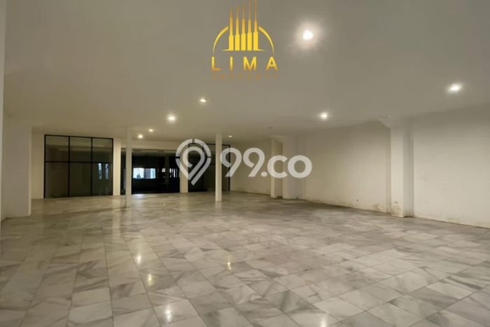 Kantor Dijual di Jakarta Pusat LT 712m2 & LB 1850m2 Lokasi Terbaik! Kantor Dijual di Jakarta Pusat LT 712m2 & LB 1850m2 Lokasi Terbaik!
