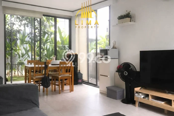 Rumah Strategis Minimalis Lb 115m2 di Limo, Depok Rumah Strategis Minimalis Lb 115m2 di Limo, Depok