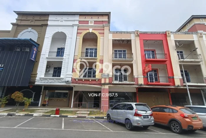 Disewakan Ruko komersial di Lubuk Baja luas bangunan 570m2 Disewakan Ruko komersial di Lubuk Baja luas bangunan 570m2