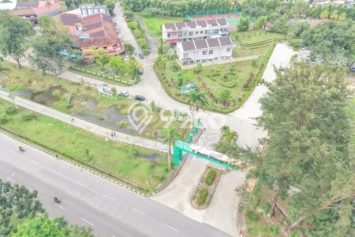 Jual Rumah Strategis Bagus Punya 4 KT di Sekupang Batam - Jual Rumah Strategis Bagus Punya 4 KT di Sekupang Batam -