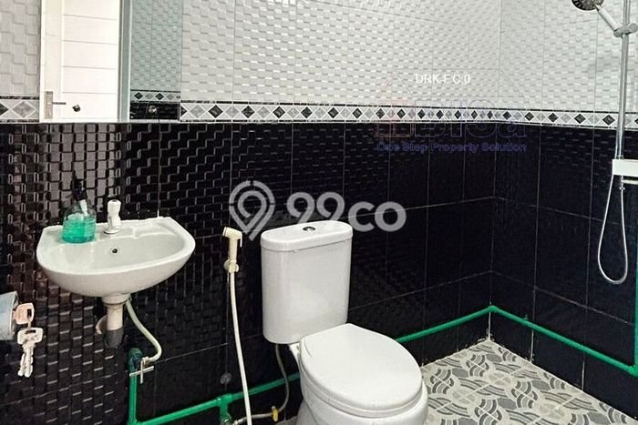 Rumah kawasan Batam Kota, Batam, Luas 320m2m² LB 300m2m² Rumah kawasan Batam Kota, Batam, Luas 320m2m² LB 300m2m²