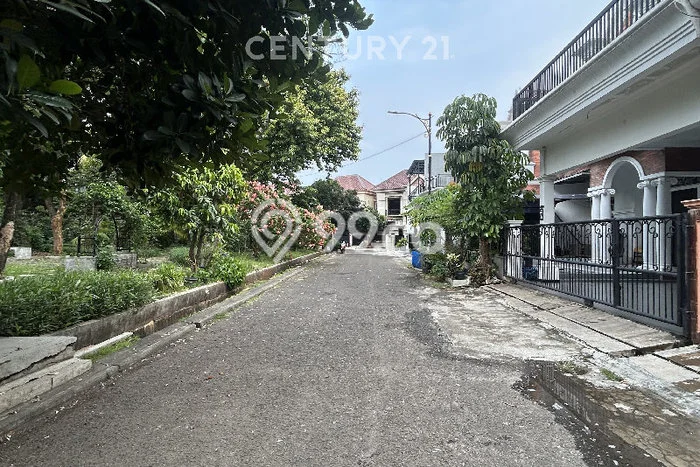 Hunian Cantik Minimalis Lb 319m2 di Cakung, Jakarta Timur Hunian Cantik Minimalis Lb 319m2 di Cakung, Jakarta Timur