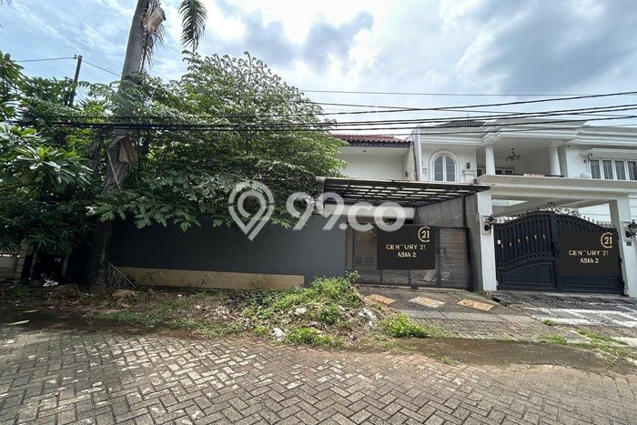 Hunian Mewah Siap Huni LT 240m2 di Cakung, Jakarta Timur Hunian Mewah Siap Huni LT 240m2 di Cakung, Jakarta Timur