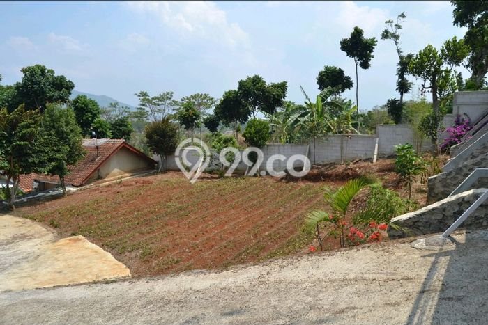 Lahan Strategis di Cileunyi Dijual dengan Luas 993m2 Lahan Strategis di Cileunyi Dijual dengan Luas 993m2