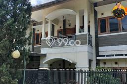 Dijual Rumah Premium dengan Fasilitas Sekitar Lengkap di Arcamanik, Bandung Dijual Rumah Premium dengan Fasilitas Sekitar Lengkap di Arcamanik, Bandung