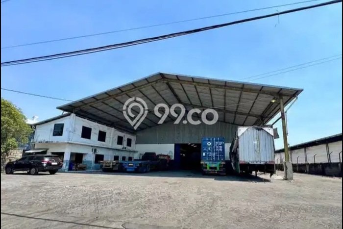 Gudang Kawasan Komersial di Kalianak, Luas 3000m2m², Siap Usaha Gudang Kawasan Komersial di Kalianak, Luas 3000m2m², Siap Usaha
