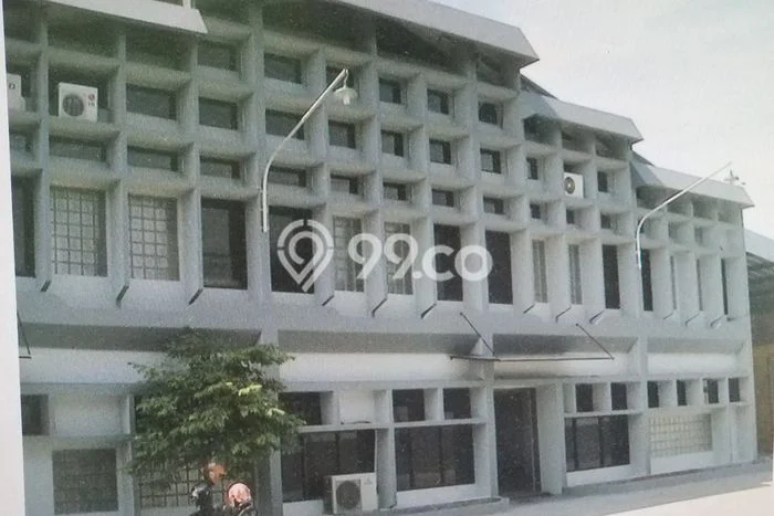 Area Ramai! Gudang Dijual di Kenjeran untuk Bisnis Luas Bangunan 2500m2 Area Ramai! Gudang Dijual di Kenjeran untuk Bisnis Luas Bangunan 2500m2