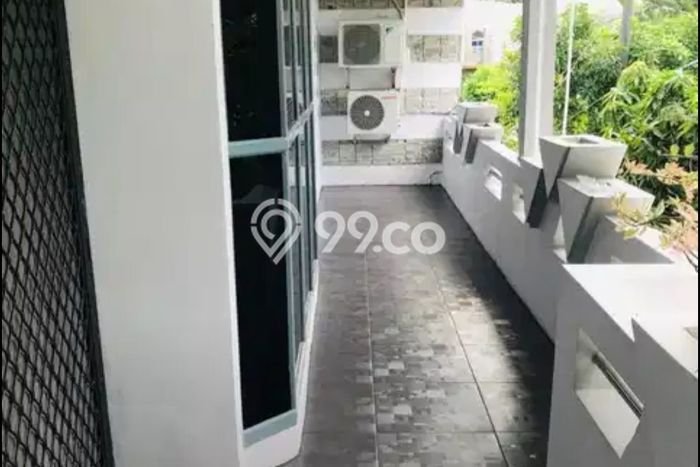 Dijual Rumah Eksklusif 5 KT di Pondok Tjandra, Sidoarjo Dijual Rumah Eksklusif 5 KT di Pondok Tjandra, Sidoarjo