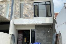 Dijual Rumah Strategis Bagus Punya 3 KT di Rungkut Surabaya SHM Dijual Rumah Strategis Bagus Punya 3 KT di Rungkut Surabaya SHM