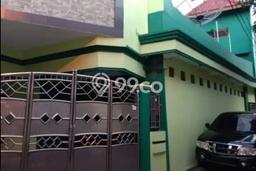 For Sale Rumah 5 Kamar Lokasi Ideal Nyaman dan Strategis di Bubutan For Sale Rumah 5 Kamar Lokasi Ideal Nyaman dan Strategis di Bubutan