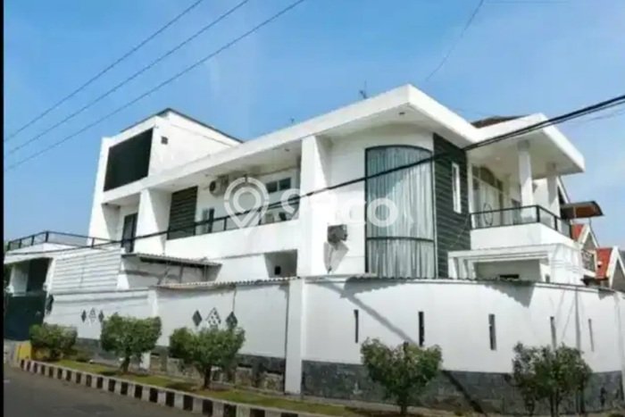Siap Huni Rumah Minimalis & Modern LB 420m2 di Dharma Husada Siap Huni Rumah Minimalis & Modern LB 420m2 di Dharma Husada