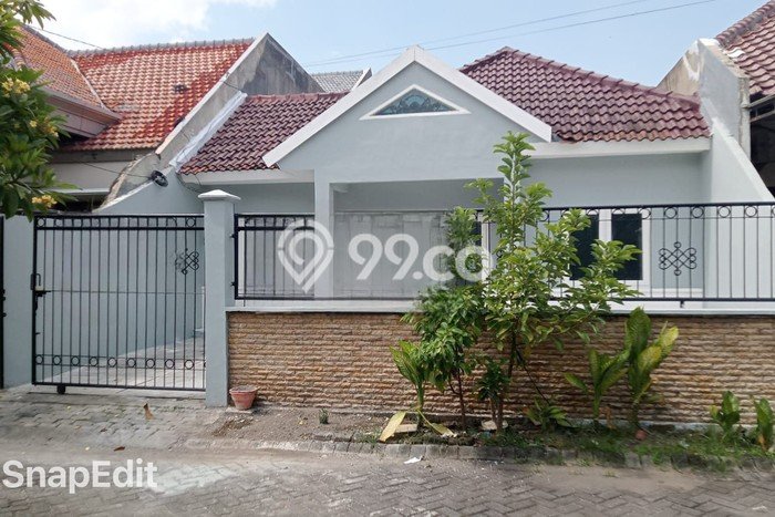 Jual Rumah Favorit Siap Huni LB 100m2 di Lakarsantri, Surabaya Jual Rumah Favorit Siap Huni LB 100m2 di Lakarsantri, Surabaya