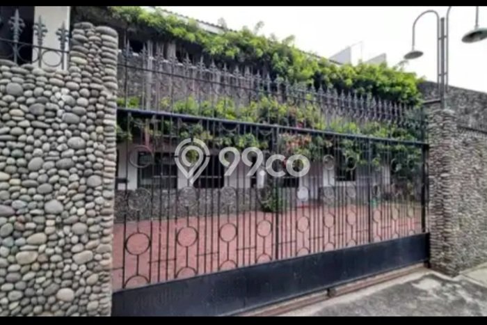 For Sale Rumah Mewah Exclusive di Kenjeran, Surabaya For Sale Rumah Mewah Exclusive di Kenjeran, Surabaya