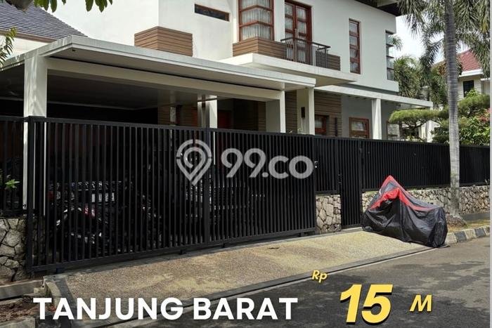 Rumah Elit Modern Tanpa Renovasi di Tanjung Barat Jakarta Selatan Rumah Elit Modern Tanpa Renovasi di Tanjung Barat Jakarta Selatan
