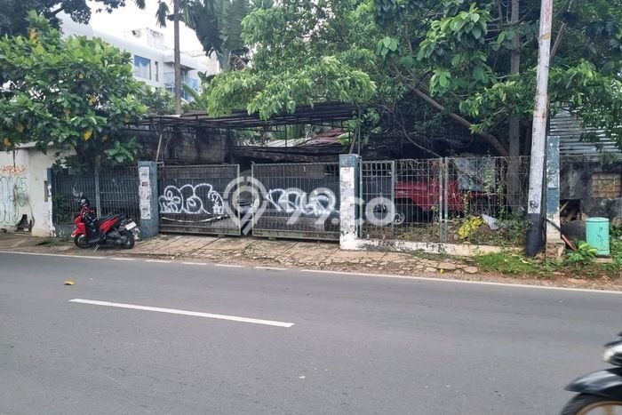 Lahan Dijual Lokasi Strategis di Jakarta Selatan dengan Luas 425m2 Lahan Dijual Lokasi Strategis di Jakarta Selatan dengan Luas 425m2