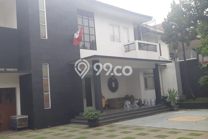 Jual Cepat Hunian Elegan Cozy di Jakarta Selatan Jual Cepat Hunian Elegan Cozy di Jakarta Selatan