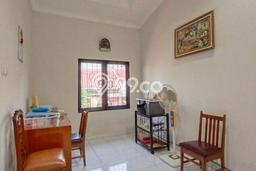 Dijual Rumah 3 Kamar Lokasi Ideal Bagus dan Strategis di Kelapa Gading Dijual Rumah 3 Kamar Lokasi Ideal Bagus dan Strategis di Kelapa Gading