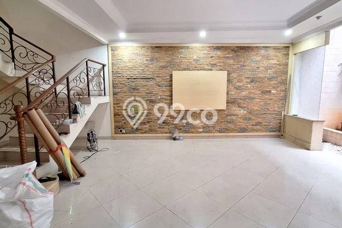 Siap Huni Hunian Elit 5 Kamar di Kelapa Gading Dekat ke Mana Saja Siap Huni Hunian Elit 5 Kamar di Kelapa Gading Dekat ke Mana Saja