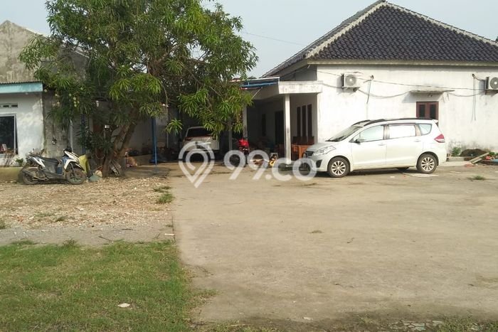 AREA KOMERSIAL! Pabrik di Karawang Barat, Luas 870m2m², Lokasi Premium AREA KOMERSIAL! Pabrik di Karawang Barat, Luas 870m2m², Lokasi Premium