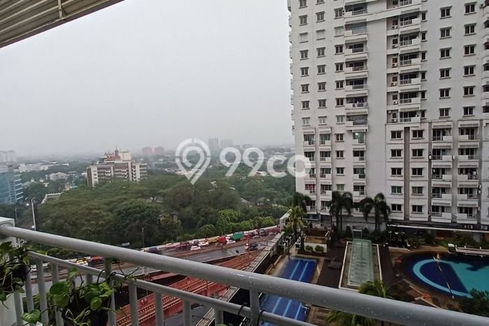 Hunian Apartemen High-Class untuk Dijual di Jakarta Selatan dengan 4 BR & 3 Kamar Mandi Hunian Apartemen High-Class untuk Dijual di Jakarta Selatan dengan 4 BR & 3 Kamar Mandi
