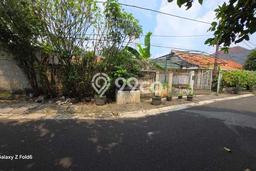 Rumah Luxury Modern Siap Huni di Bendungan Hilir Jakarta Pusat Rumah Luxury Modern Siap Huni di Bendungan Hilir Jakarta Pusat