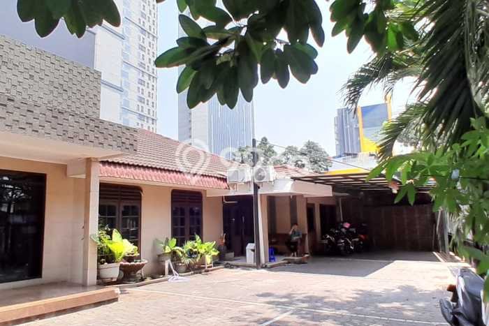 Rumah Elit Modern Tanpa Renovasi di Pondok Indah Jakarta Selatan Rumah Elit Modern Tanpa Renovasi di Pondok Indah Jakarta Selatan