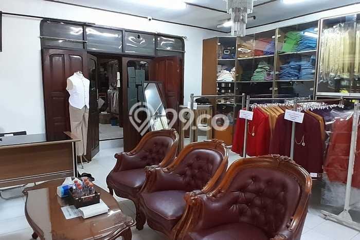 Rumah Elit Modern Tanpa Renovasi di Pondok Indah Jakarta Selatan Rumah Elit Modern Tanpa Renovasi di Pondok Indah Jakarta Selatan