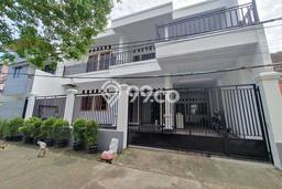 For Sale Rumah Mewah Exclusive di Duren Sawit, Jakarta Timur For Sale Rumah Mewah Exclusive di Duren Sawit, Jakarta Timur