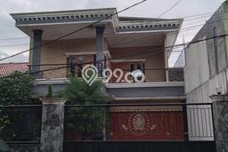 Siap Huni Rumah Mewah 8 Kamar di Jagakarsa Dekat ke Mana Saja Siap Huni Rumah Mewah 8 Kamar di Jagakarsa Dekat ke Mana Saja