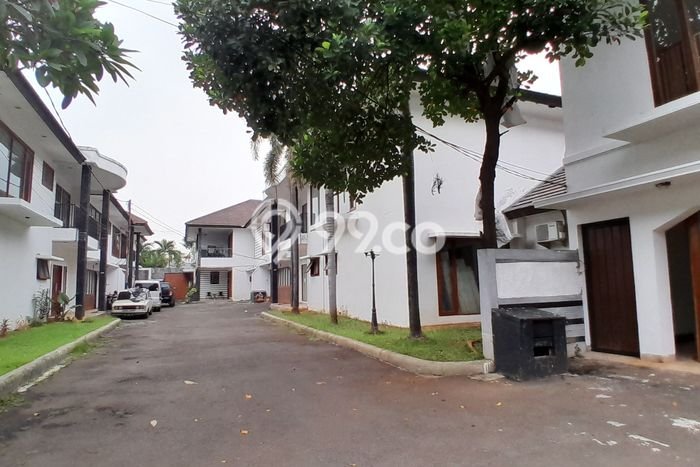 Jarang Ada! Rumah Sewa 5 Kamar Nyaman Siap Huni Pejaten Jarang Ada! Rumah Sewa 5 Kamar Nyaman Siap Huni Pejaten