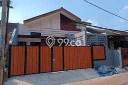 Rumah Strategis Minimalis Lb 110m2 di Ciputat, Tangerang Selatan Rumah Strategis Minimalis Lb 110m2 di Ciputat, Tangerang Selatan