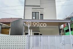 Dijual Rumah Strategis Bagus Punya 3 KT di Cilodong Depok SHM Dijual Rumah Strategis Bagus Punya 3 KT di Cilodong Depok SHM